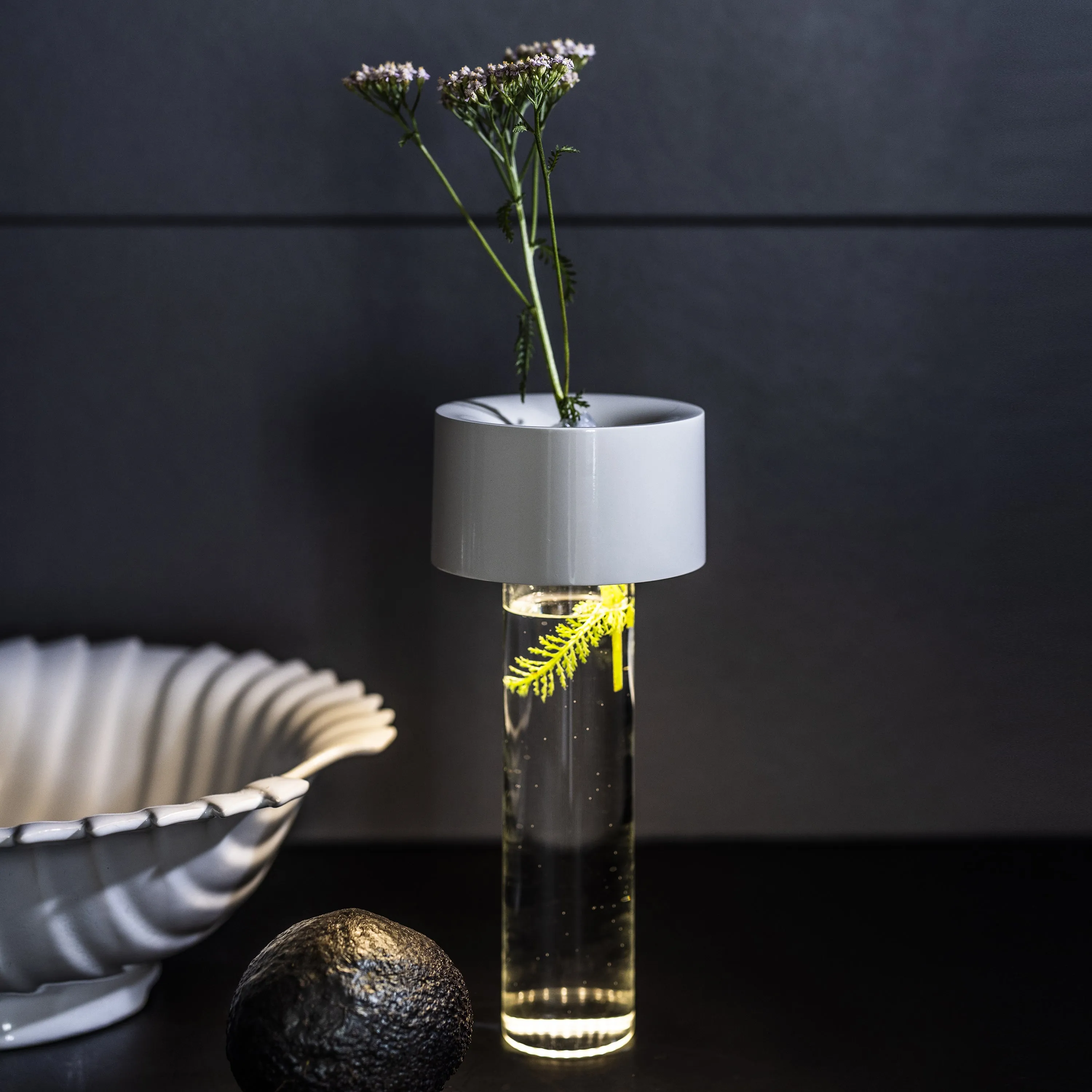 Fleur Vase & Portable Lamp