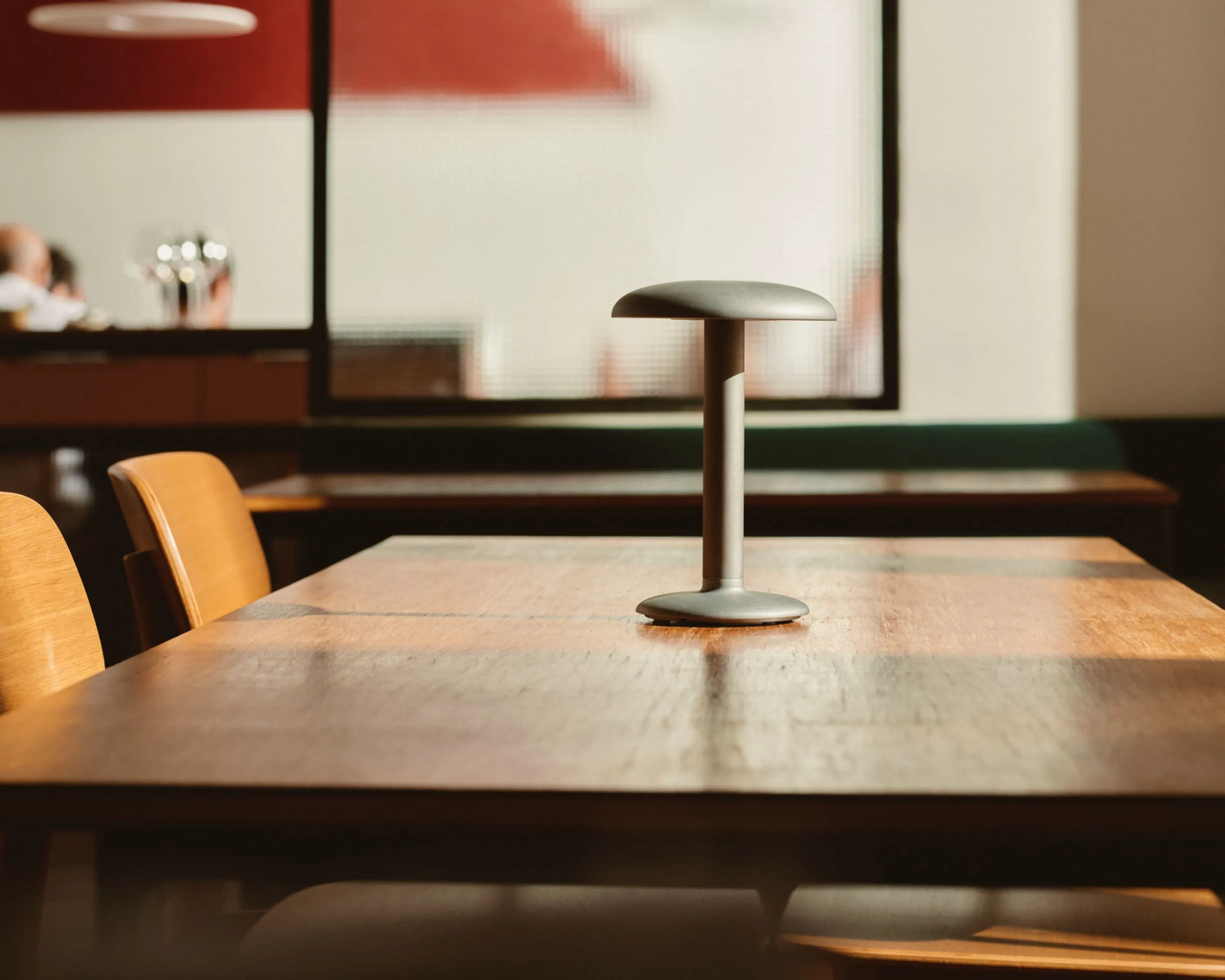Flos Gustave Table Lamp 2700 K, Raw Aluminium