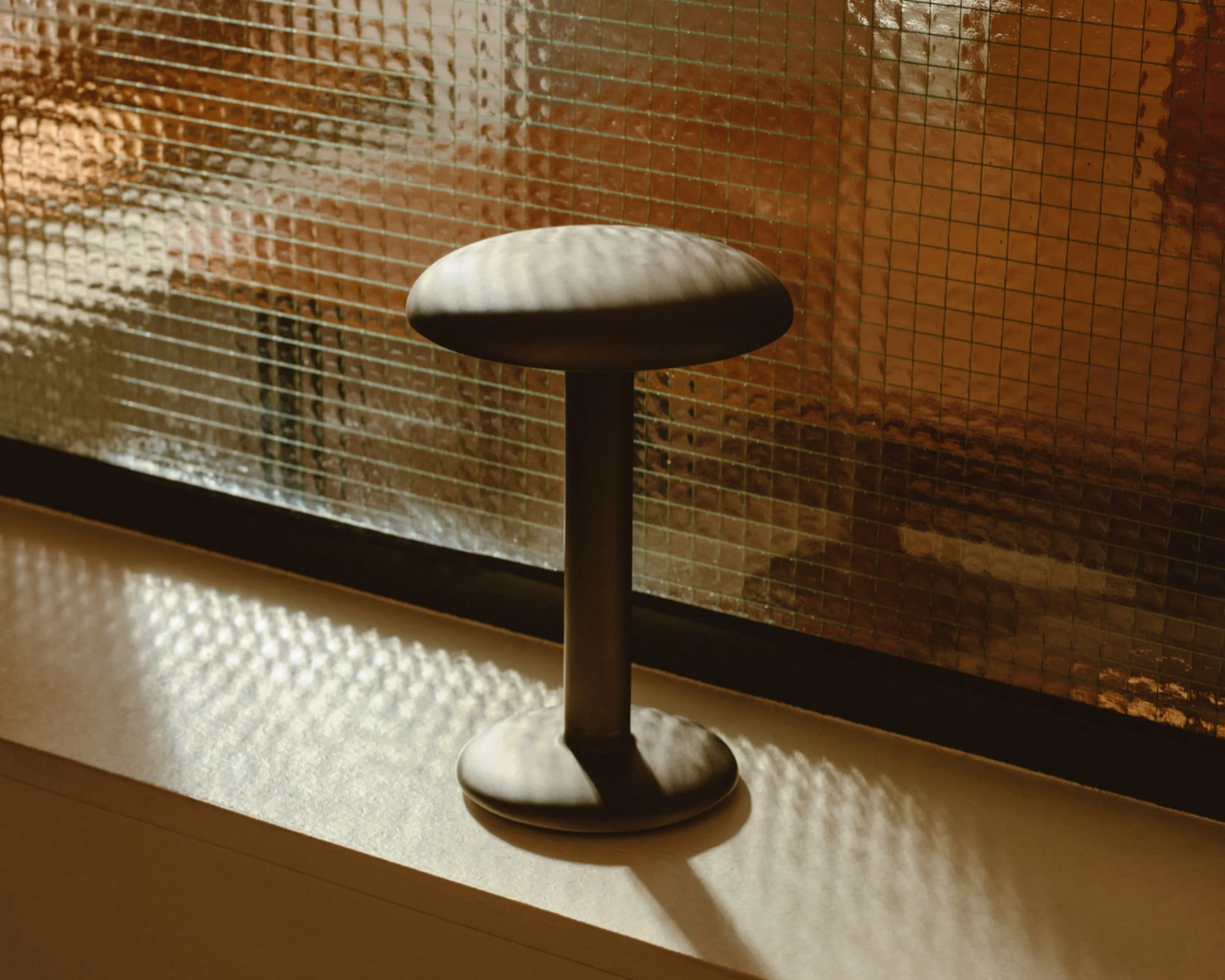 Flos Gustave Table Lamp 2700 K, Raw Aluminium