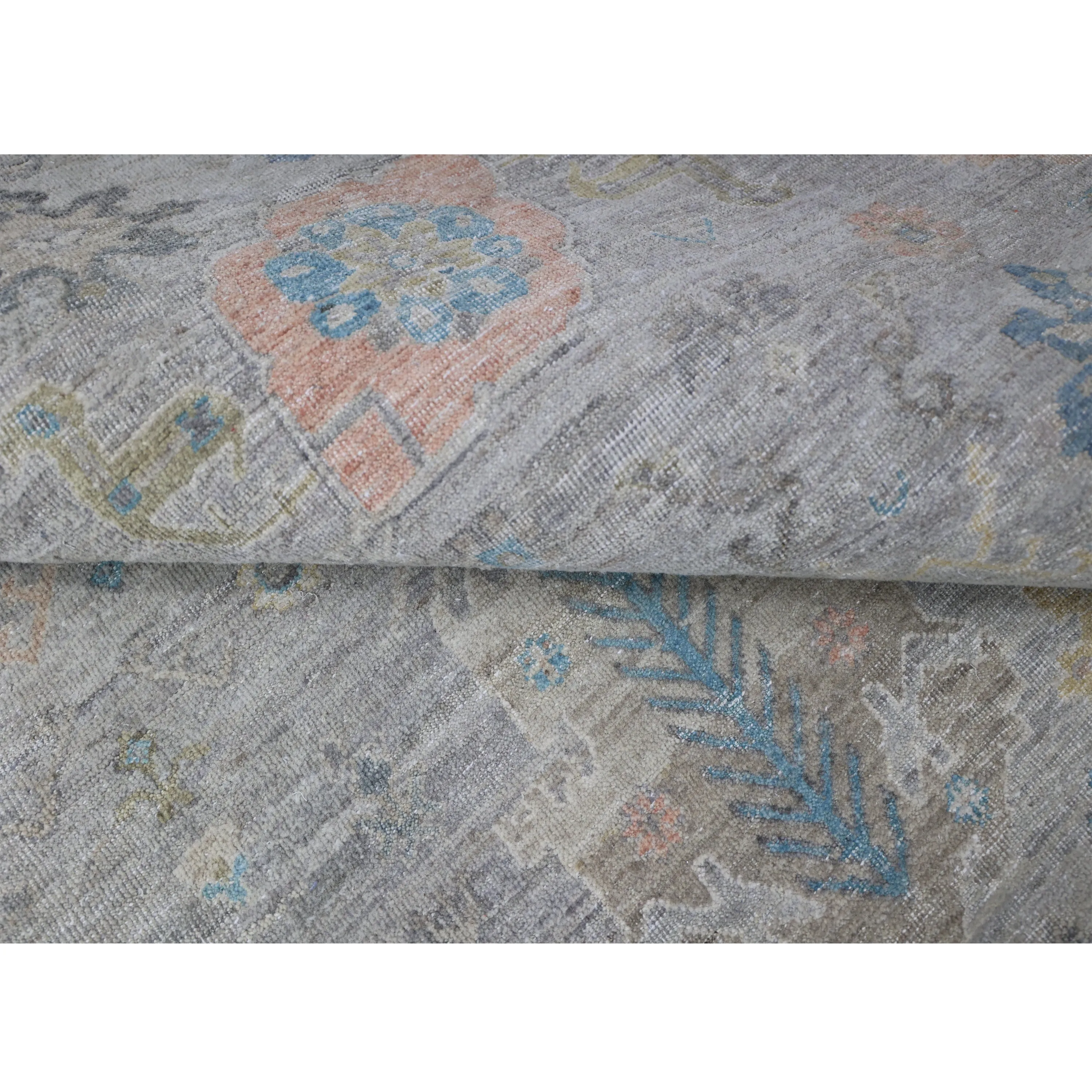 Grey Traditional Wool Rug - 8'10" x 11'11"