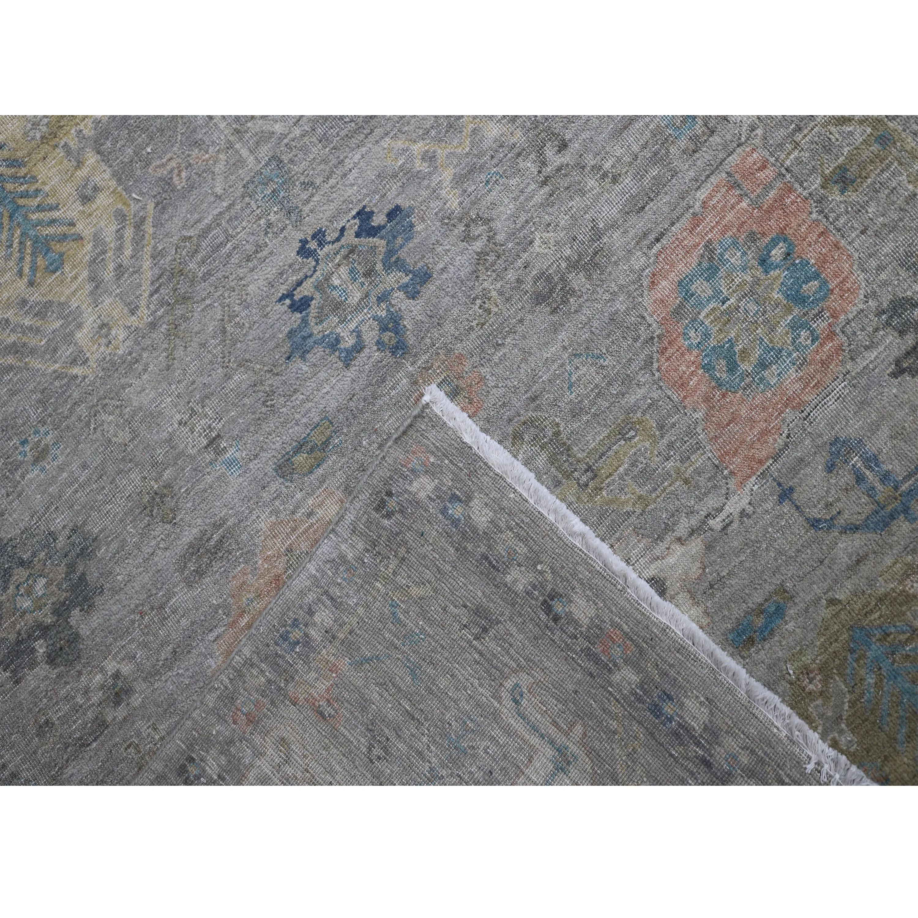 Grey Traditional Wool Rug - 8'10" x 11'11"