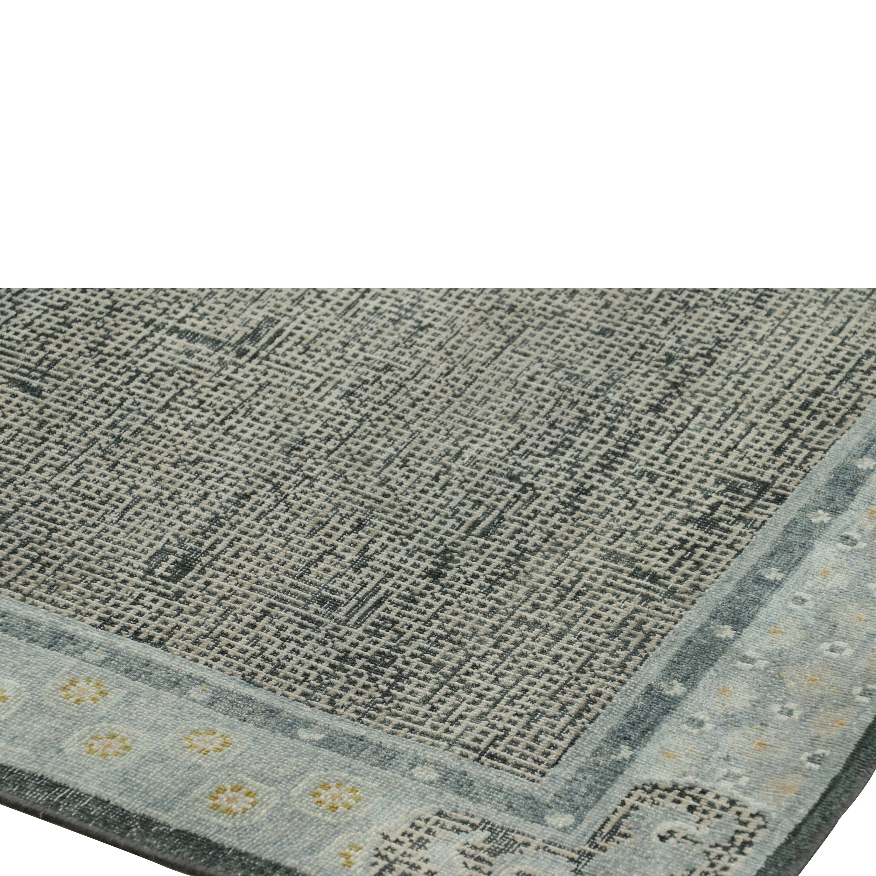 Grey Traditional Wool Silk Rug - 8'1" x 10'1"