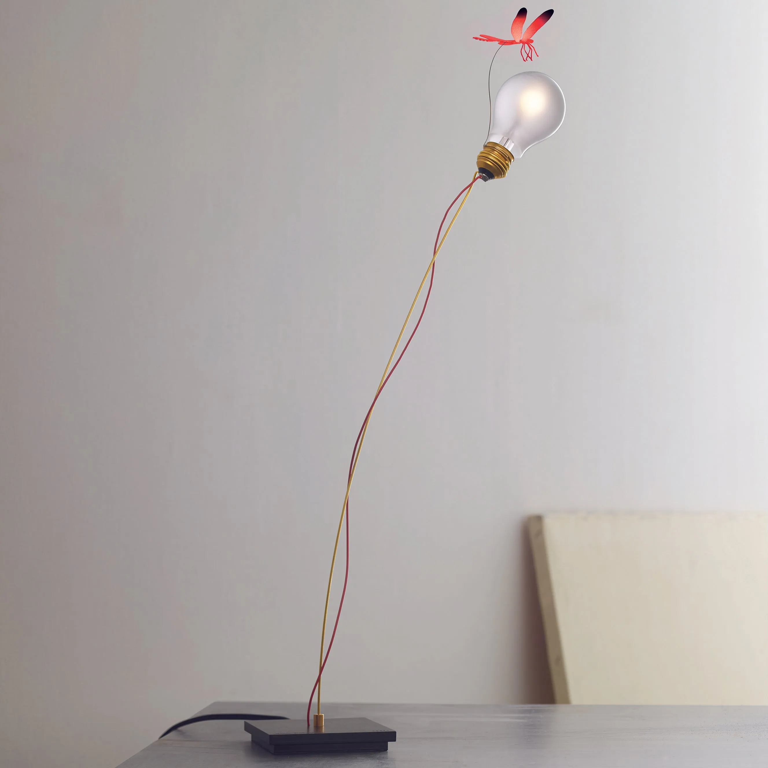 I Ricchi Poveri Bzzzz LED Table Lamp