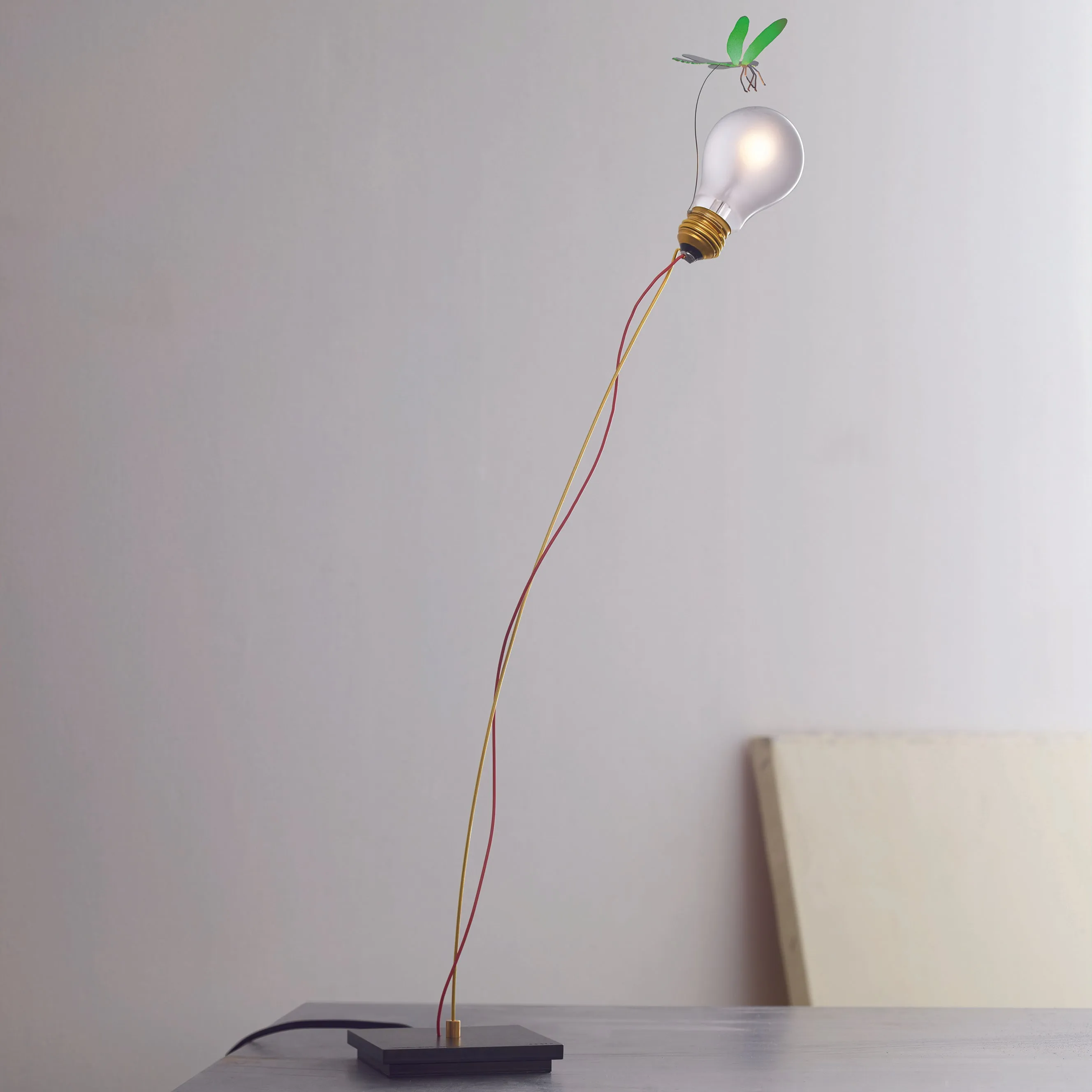 I Ricchi Poveri Bzzzz LED Table Lamp