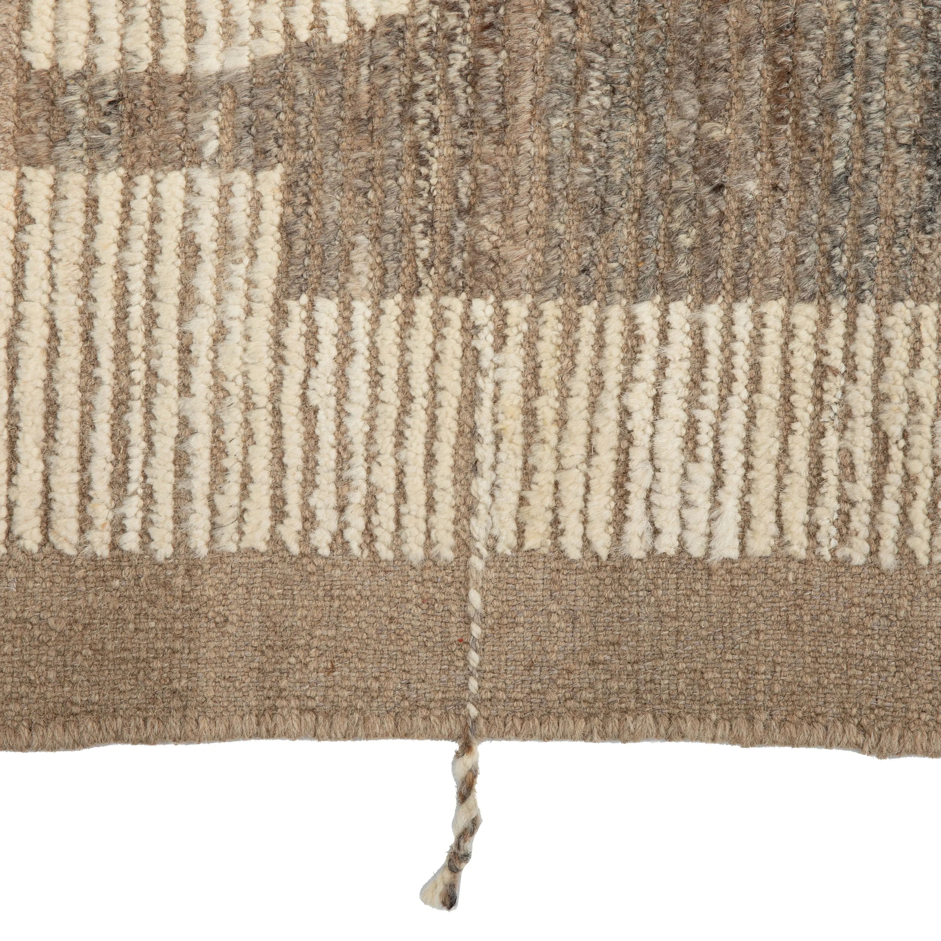 Natural Zameen Transitional Wool Rug - 8'10" x 10'10"
