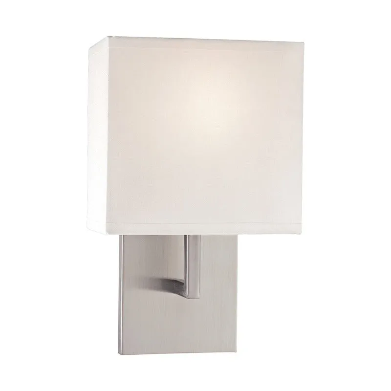 P470 Wall Sconce