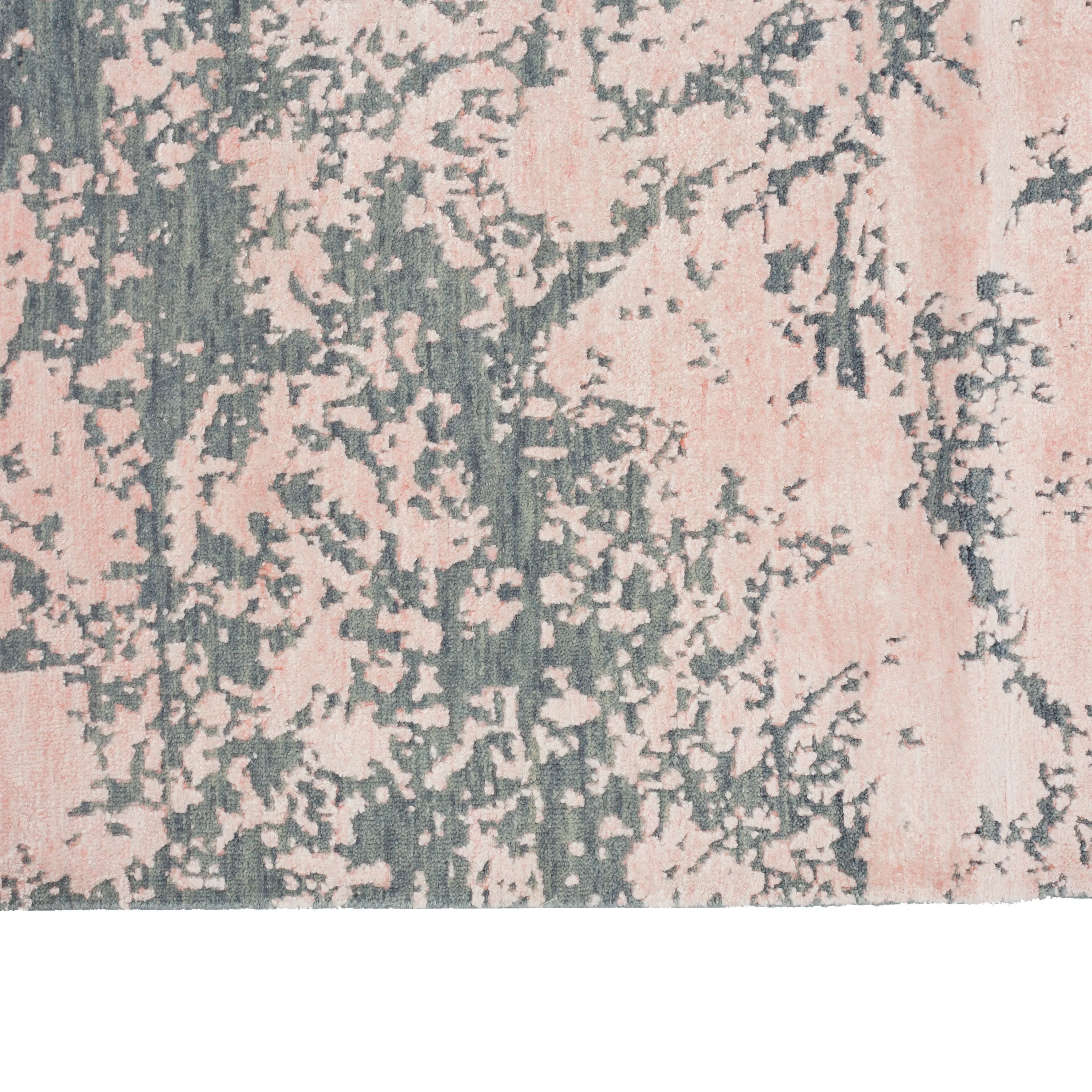 Pink & Grey Modern Wool Blend Rug - 4'10" x 6'10"