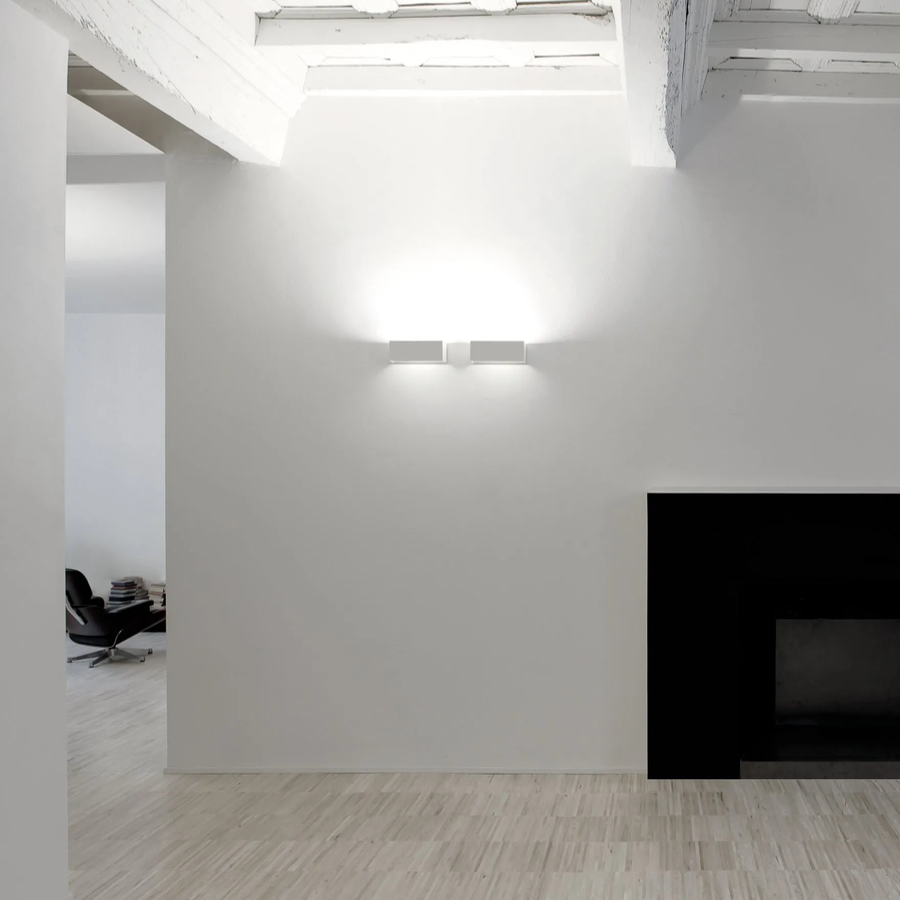 Piu Wall Sconce