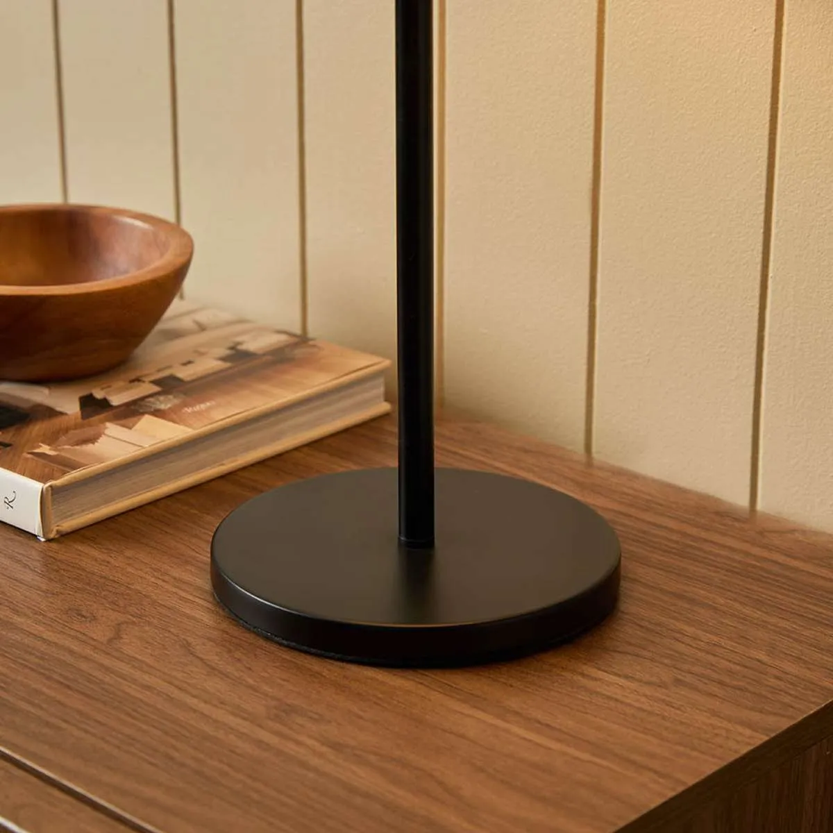 Porto Metal Table Lamp Mocka