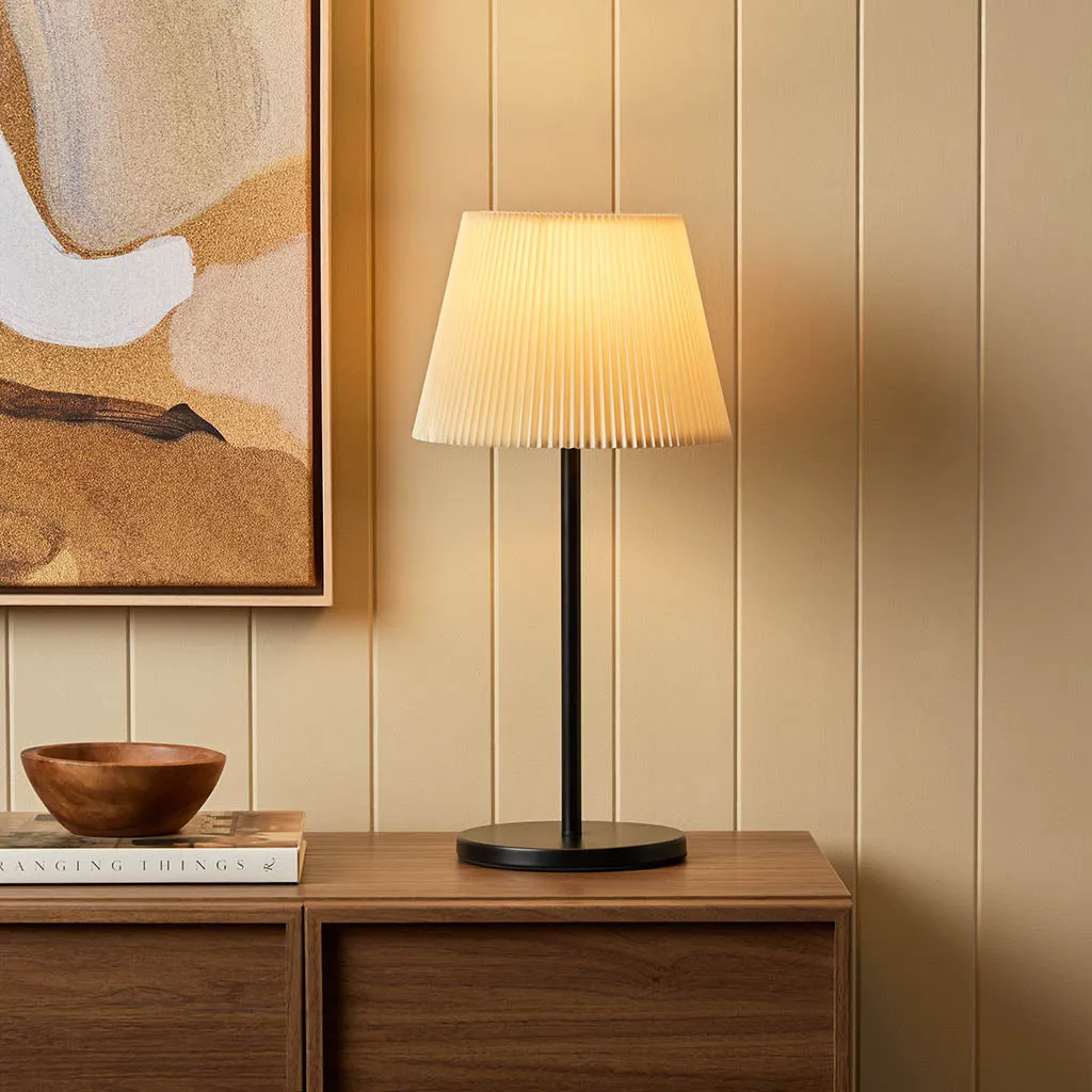 Porto Metal Table Lamp Mocka