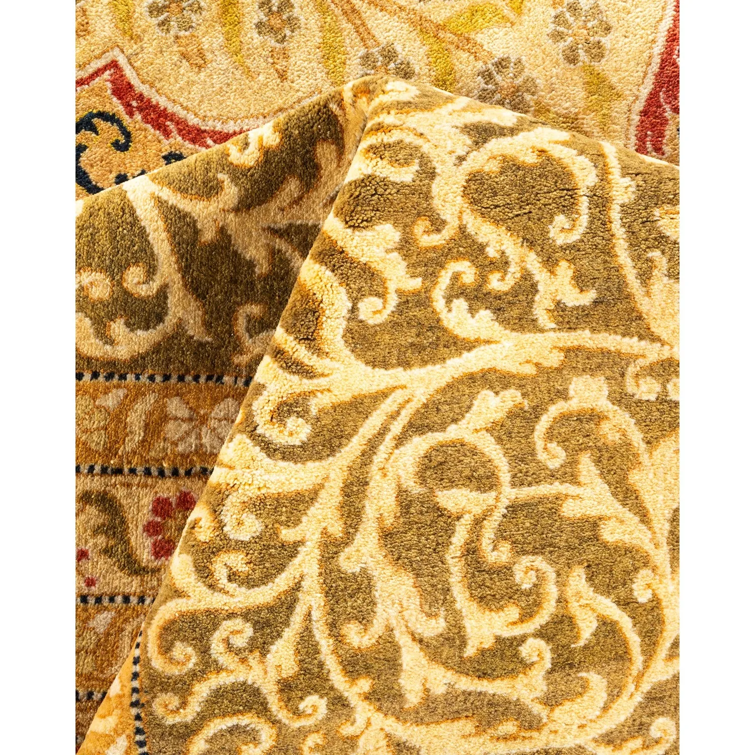 Red Traditional Wool Rug - 12'1" x 18'1"