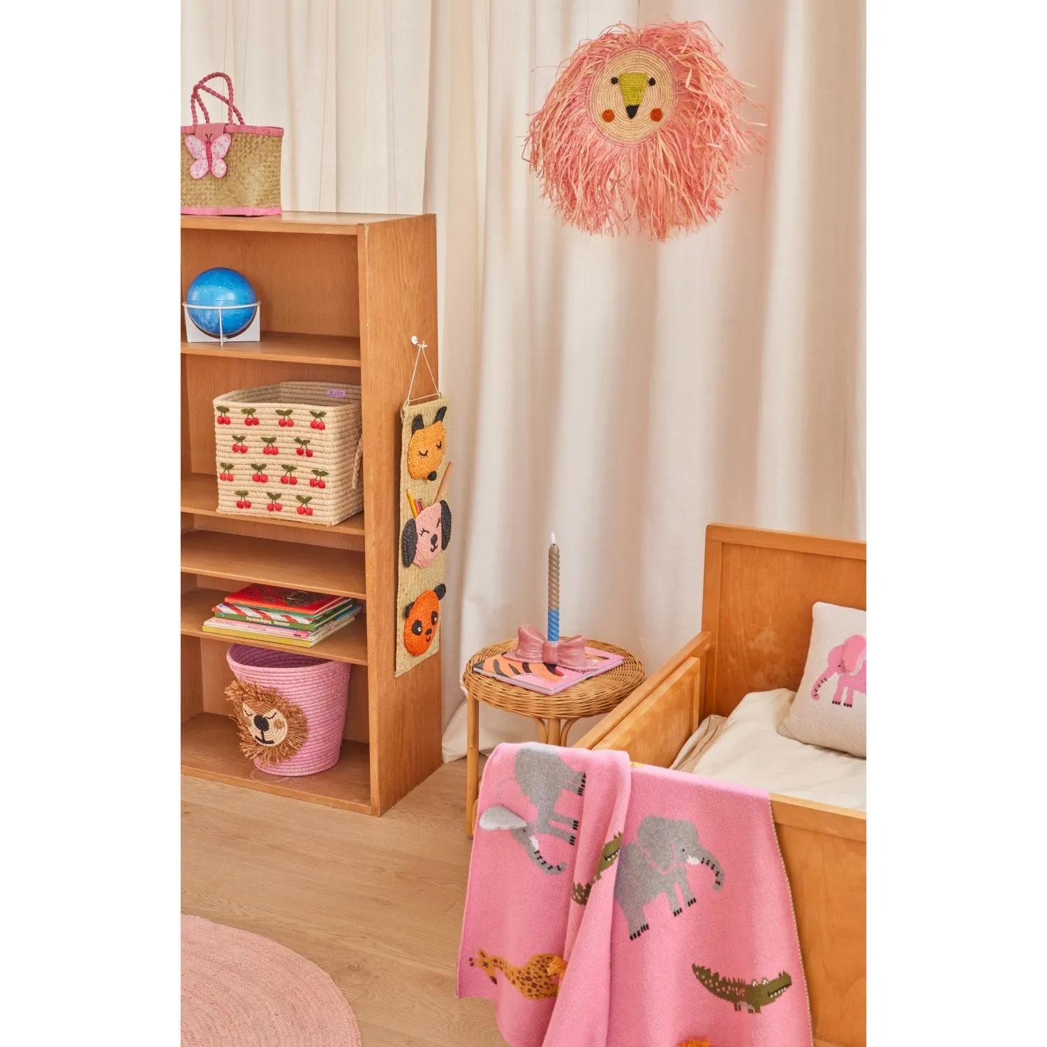 Rice Knitted Baby Blanket In Pink With Animals And 3D Details - Pink