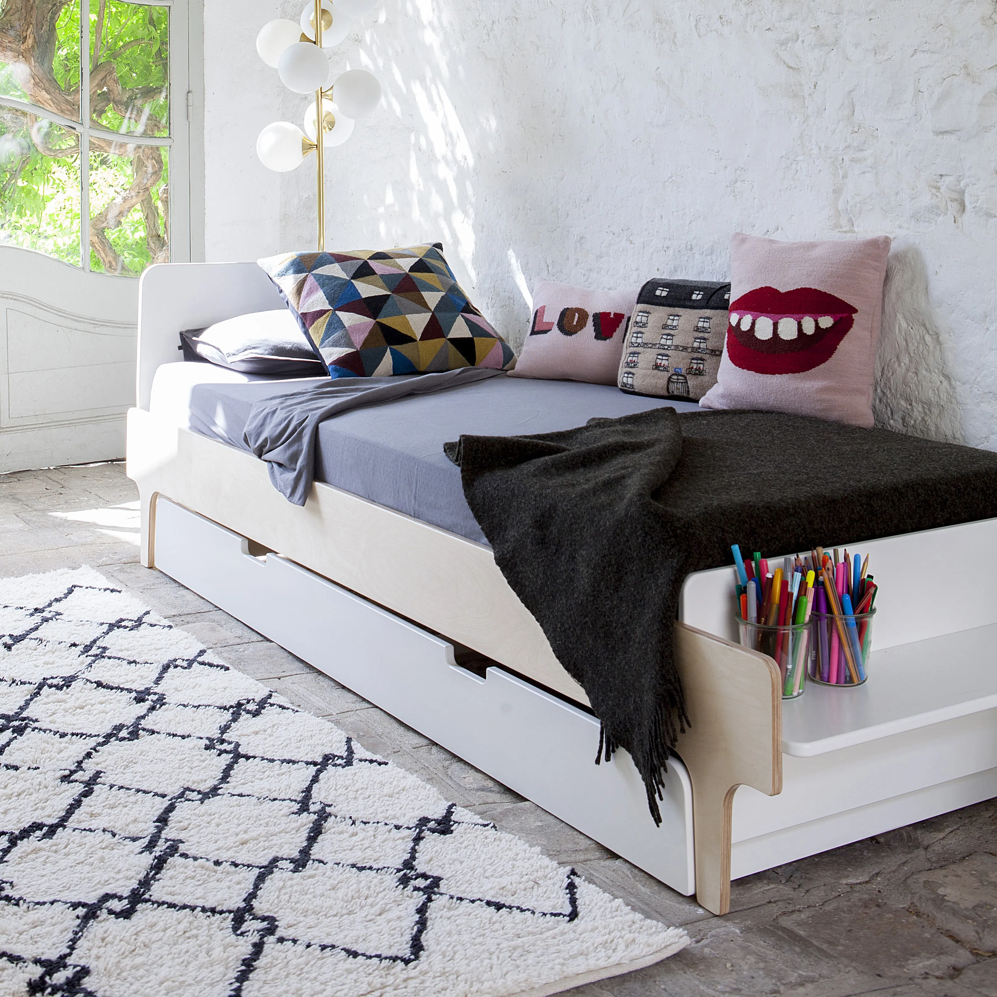 River Twin Bed