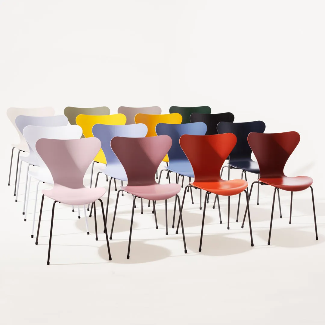 Series 7 Chair 3107 - Color