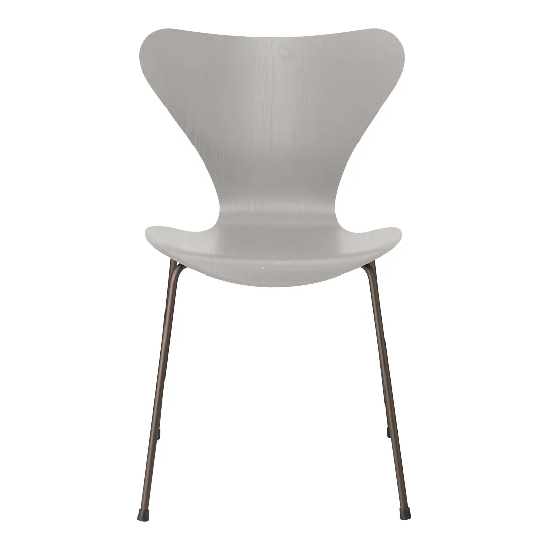 Series 7 Chair 3107 - Color