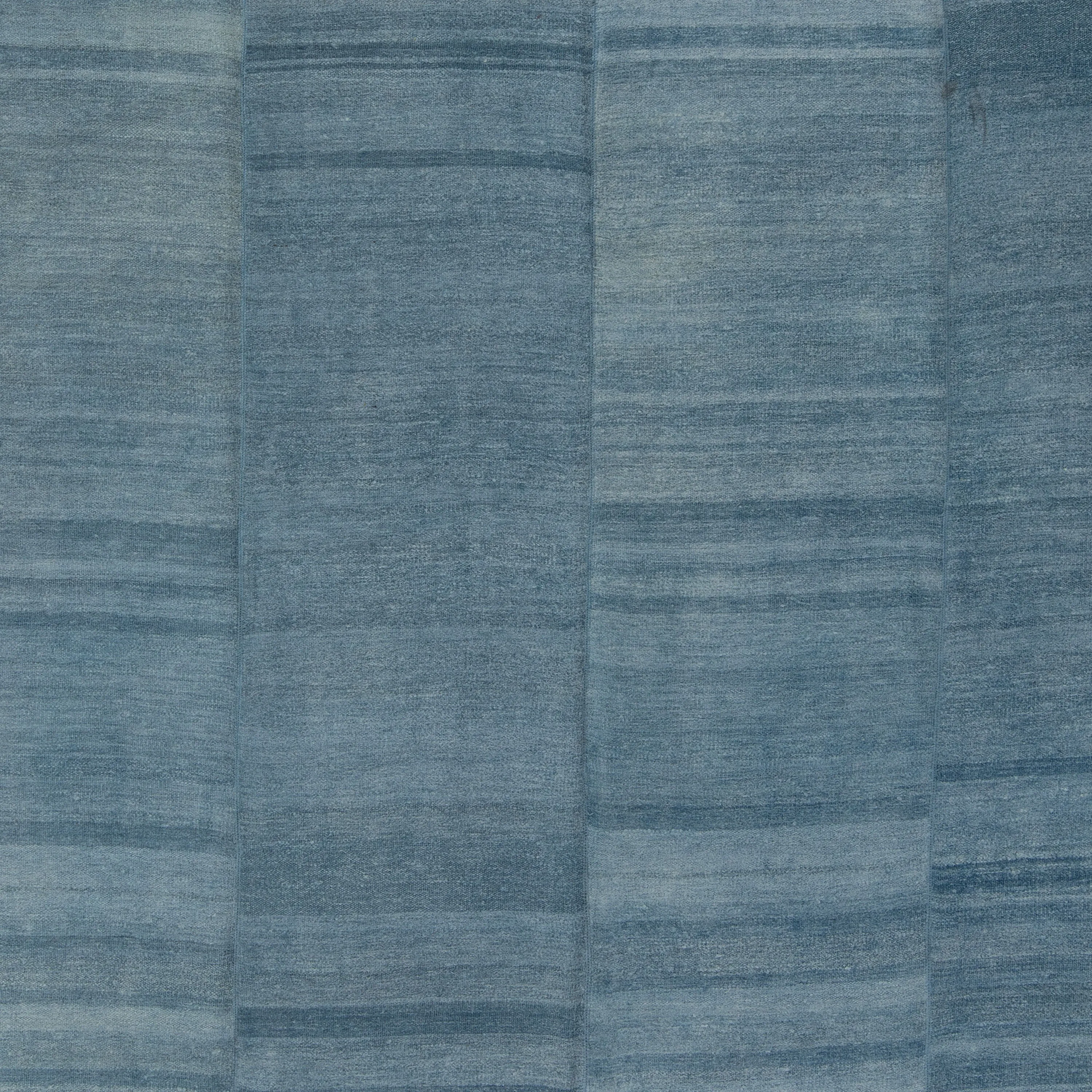 Solid Blue Turkish Flatweave Wool Rug - 9'10" x 14'2"