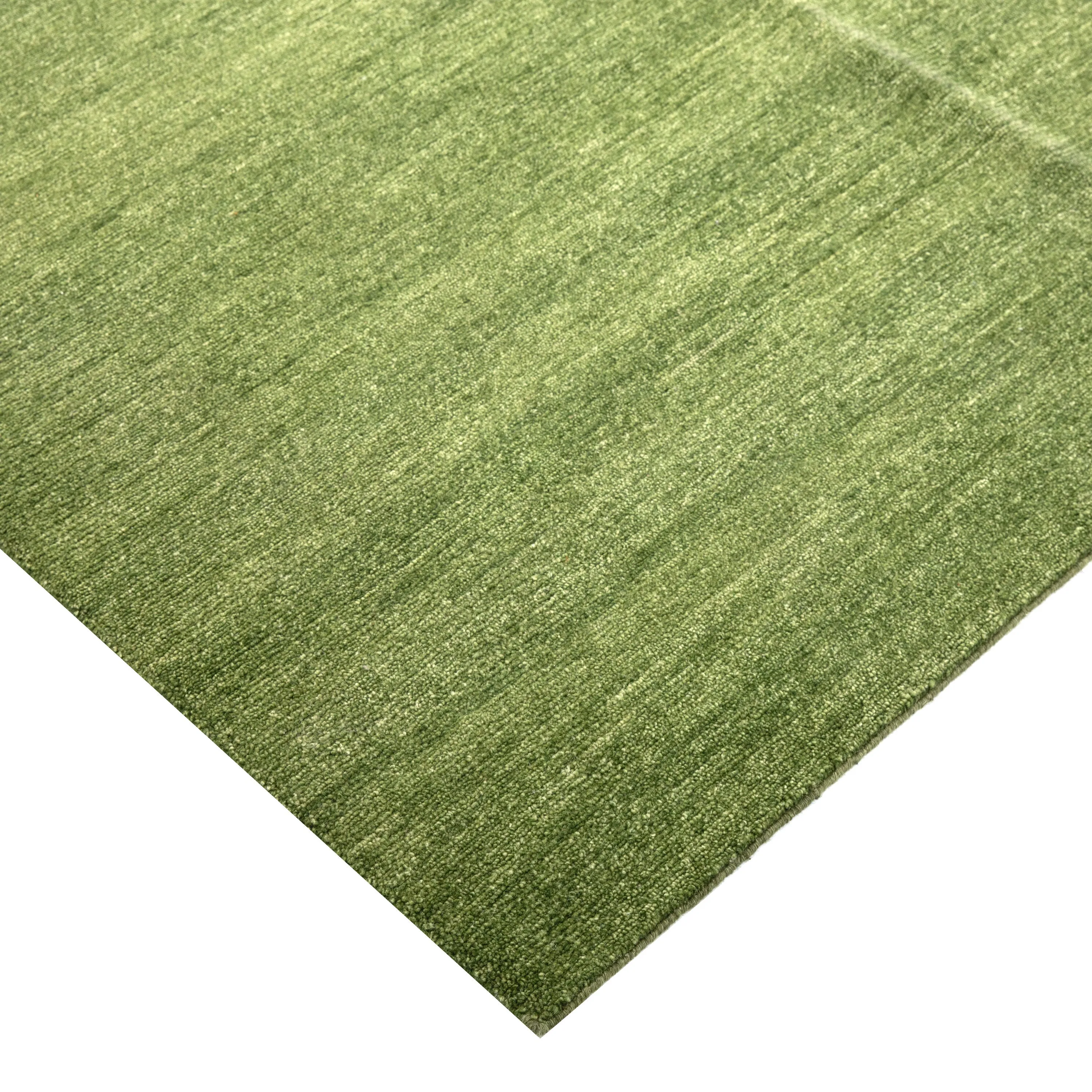 Solid Tibetan Wool Rug - 6' x 9'
