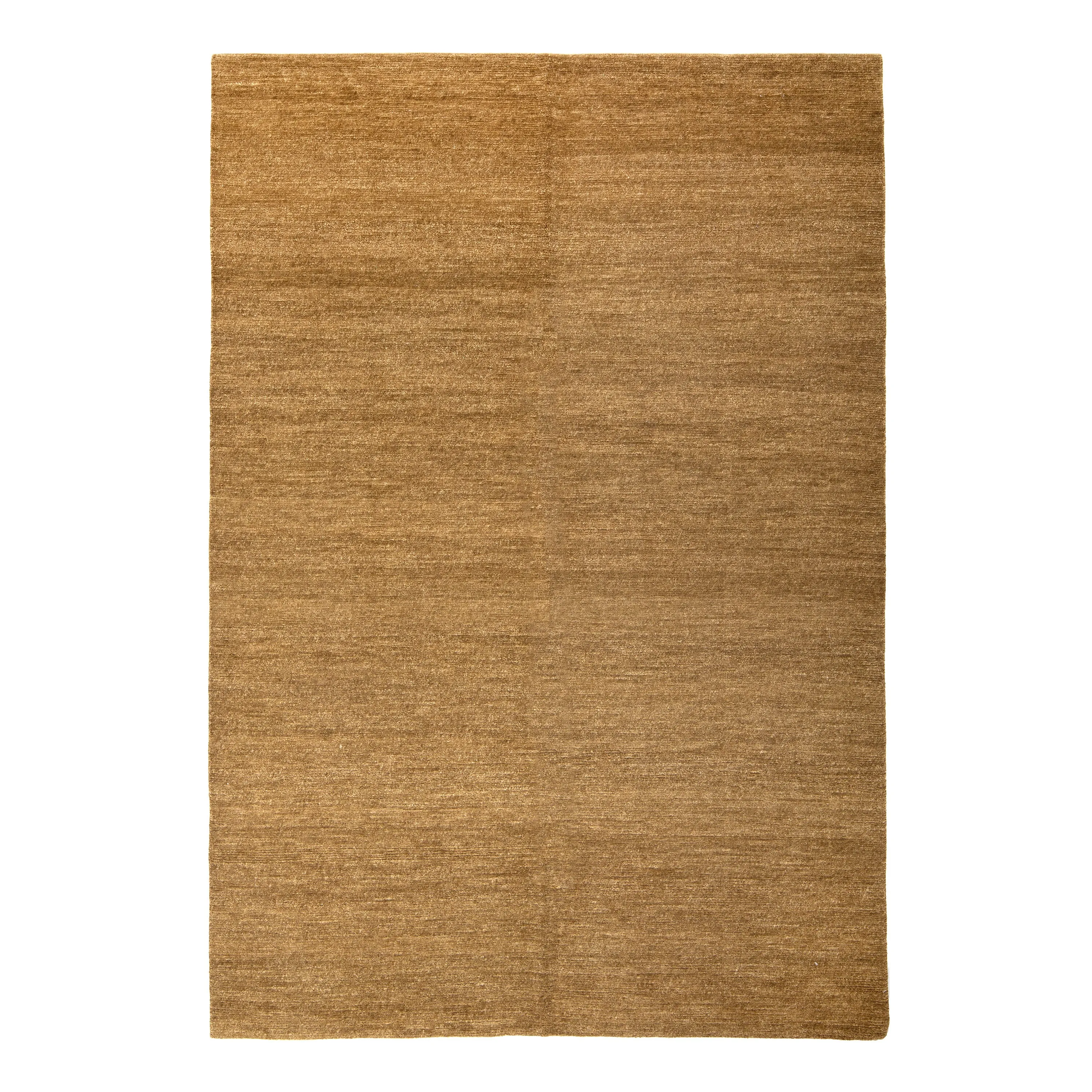 Solid Tibetan Wool Rug - 6' x 9'
