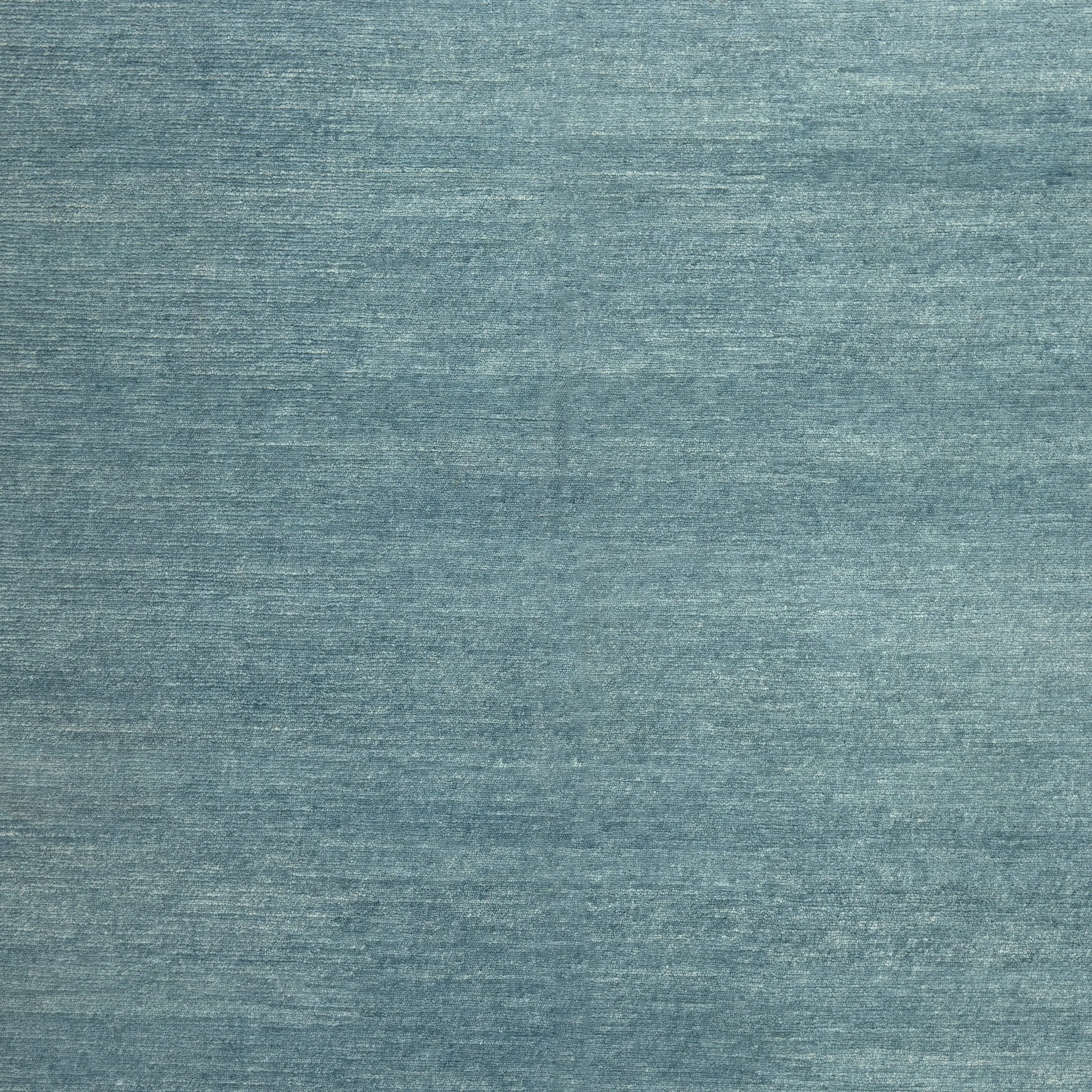 Solid Tibetan Wool Rug - 6' x 9'